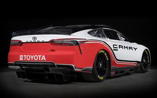 Toyota TRD Camry NASCAR Race Car (2022) (#104319)