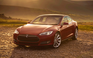 Tesla Model S P85+ (2014) UK (#14807)