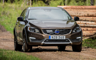 Volvo V60 Cross Country (2015) (#30045)
