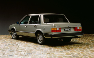 Volvo 760 GLE (1982) (#31671)