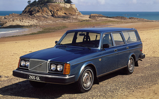 Volvo 265 GL (1976) US (#31695)