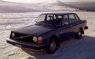 Volvo 244 DL (1975) (#31729)