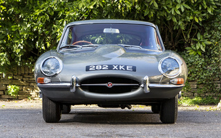 Jaguar E-Type Fixed Head Coupe (1961) UK (#35213)