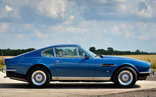 Aston Martin V8 (1986) UK (#39871)