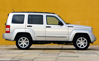 Jeep Cherokee Limited 3.7L (2007) (#470)