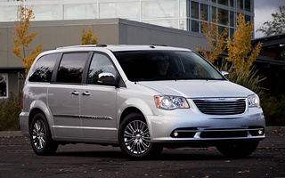 Chrysler Town & Country (2011) (#5003)