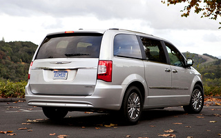 Chrysler Town & Country (2011) (#5008)