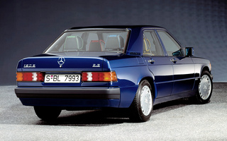 Mercedes-Benz 190 E Azzurro (1992) (#73846)