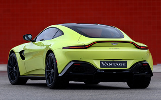 Aston Martin Vantage (2019) US (#77504)