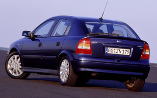 Opel Astra [5-door] (1998) (#93558)