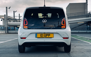 Volkswagen e-up! [5-door] (2020) UK (#98186)