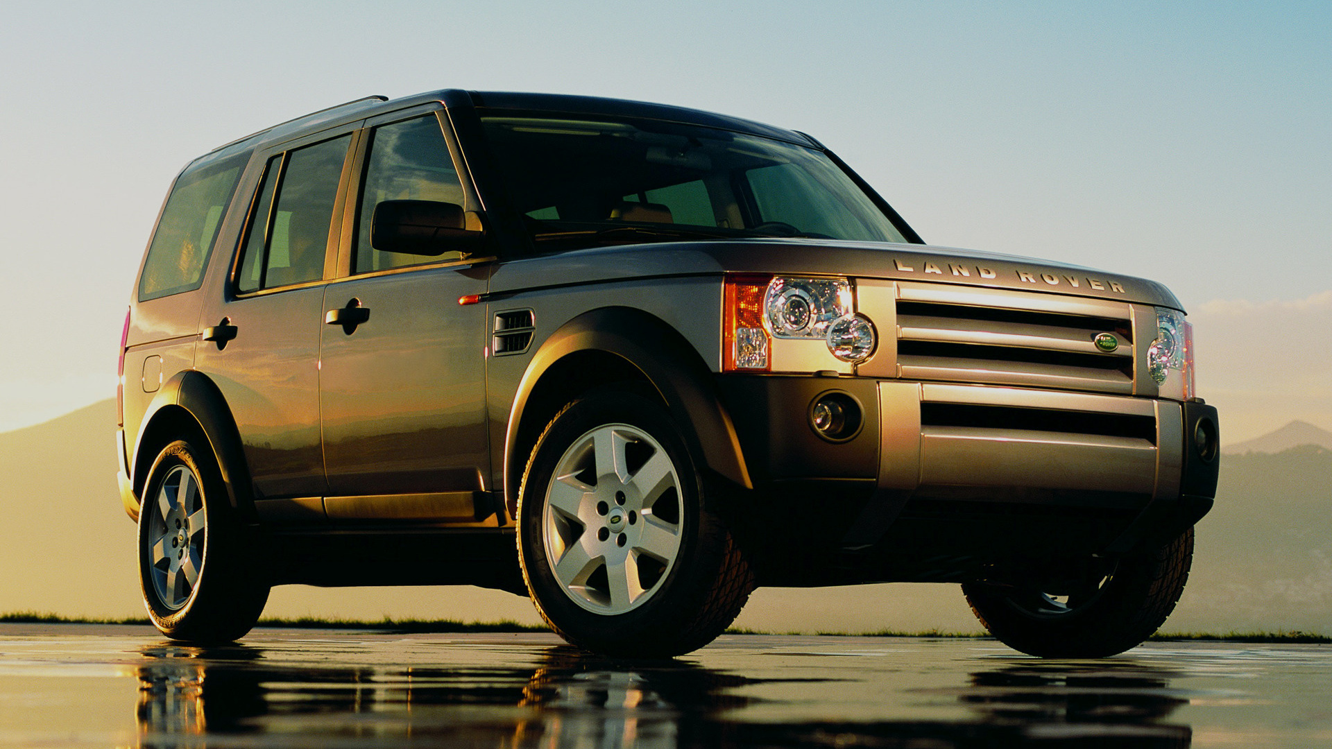 Land Rover Discovery 3 (2004) Wallpapers and HD Images