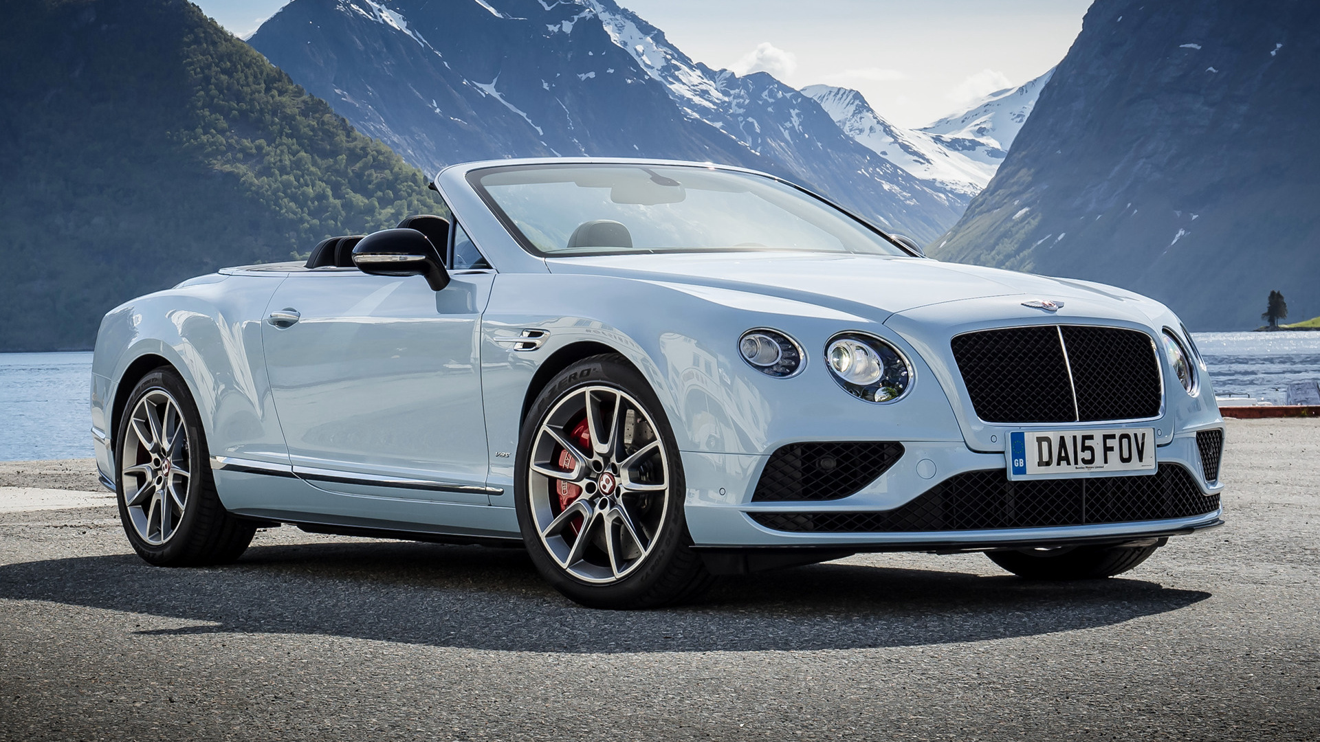 Bentley Continental GT V8 S Convertible 2015 Wallpapers and HD 