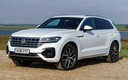 2018 Volkswagen Touareg R-Line (UK)