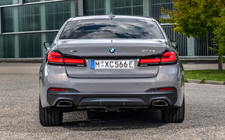 BMW 5 Series Plug-In Hybrid M Sport (2020) (#100576)
