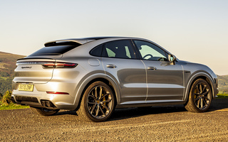 Porsche Cayenne Turbo S E-Hybrid Coupe (2020) UK (#101653)