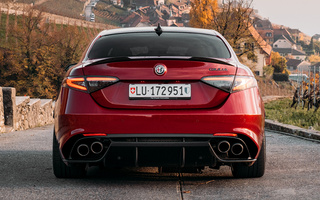 Alfa Romeo Giulia Quadrifoglio (2020) (#102550)