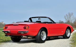 Ferrari 365 GTS/4 Daytona (1971) (#102834)