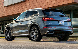 Audi Q5 Plug-In Hybrid S line (2021) US (#102887)