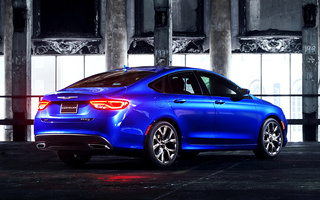 Chrysler 200S AWD (2015) (#10317)