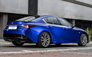 Lexus IS Hybrid F Sport (2021) ZA (#103765)