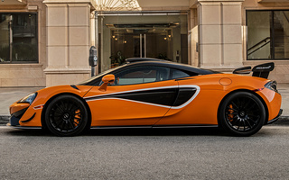 McLaren 620R (2021) US (#104335)