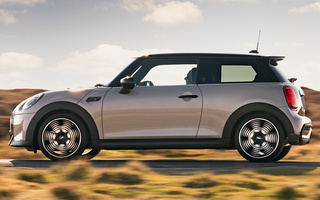 Mini Cooper S [3-door] (2021) UK (#104423)