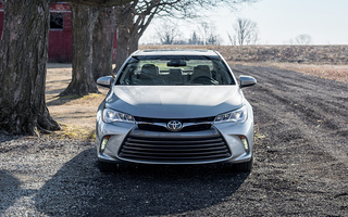 Toyota Camry XLE (2014) (#10490)