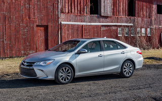 Toyota Camry XLE (2014) (#10493)