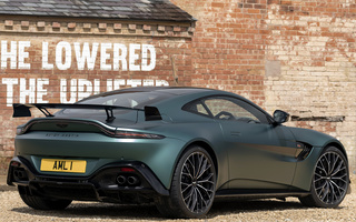 Aston Martin Vantage F1 Edition (2021) UK (#105001)