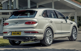 Bentley Bentayga Hybrid (2021) UK (#105439)