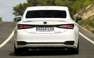 Lexus ES Hybrid F Sport (2021) EU (#106053)