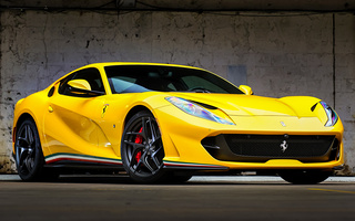 Ferrari 812 Superfast Tailor Made Tricolore (2018) US (#106140)