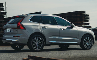 Volvo XC60 Mild Hybrid (2021) JP (#106559)