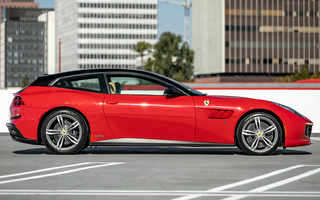 Ferrari GTC4Lusso The Magnum P.I. (2018) US (#107360)