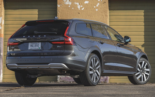 Volvo V90 Cross Country Mild Hybrid (2022) US (#107425)