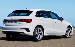 Audi A3 Sportback (2022) AU (#107985)