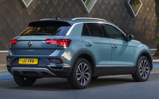 Volkswagen T-Roc (2022) UK (#109400)