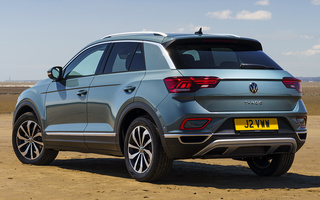 Volkswagen T-Roc (2022) UK (#109402)