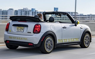 Mini Cooper S E Convertible Prototype (2022) US (#109435)