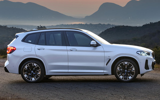 BMW iX3 M Sport [LWB] (2022) ZA (#109495)