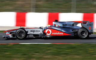 McLaren Mercedes MP4-25 (2010) (#11420)