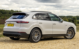 Porsche Cayenne E-Hybrid Platinum Edition (2022) UK (#116789)