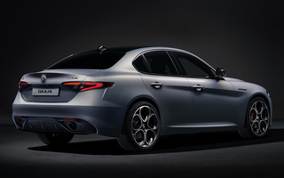 Alfa Romeo Giulia Competizione (2023) (#116833)