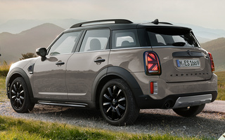 Mini Cooper S Crossover Highlands Edition (2023) JP (#119682)