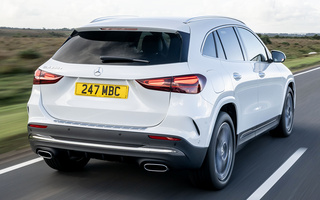 Mercedes-Benz GLA-Class Plug-in Hybrid AMG Line (2023) UK (#120180)