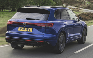 Volkswagen Touareg R eHybrid (2023) UK (#120545)