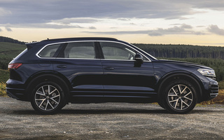 Volkswagen Touareg (2023) UK (#120557)