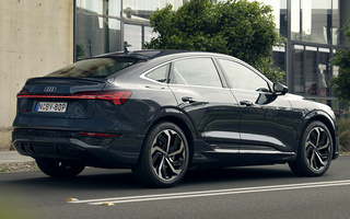 Audi Q8 Sportback E-Tron S line (2023) AU (#120579)