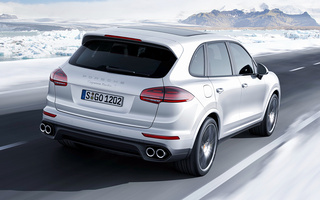 Porsche Cayenne Turbo S (2015) (#15991)